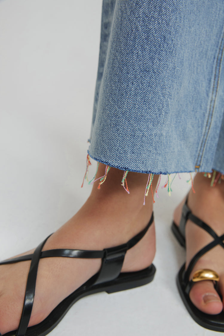 Moon Curve Raw Hem Crop Jeans HJ129