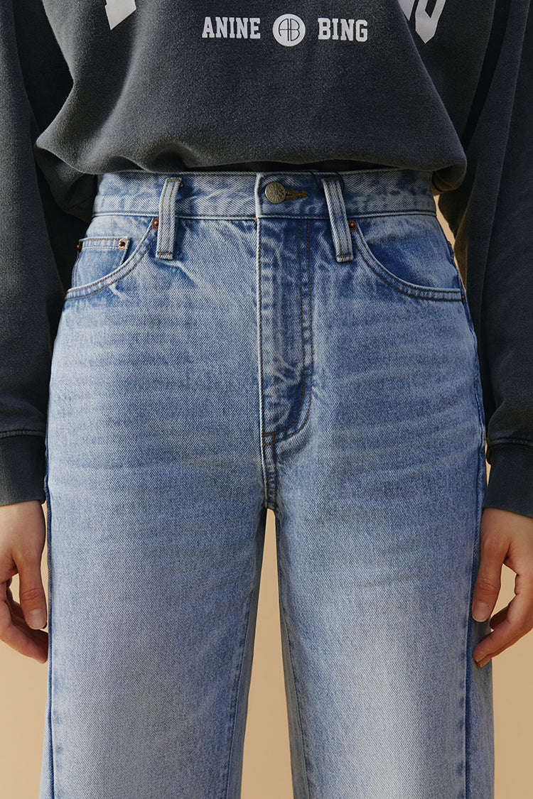 High-Line Curve Ankle Jeans HJ016