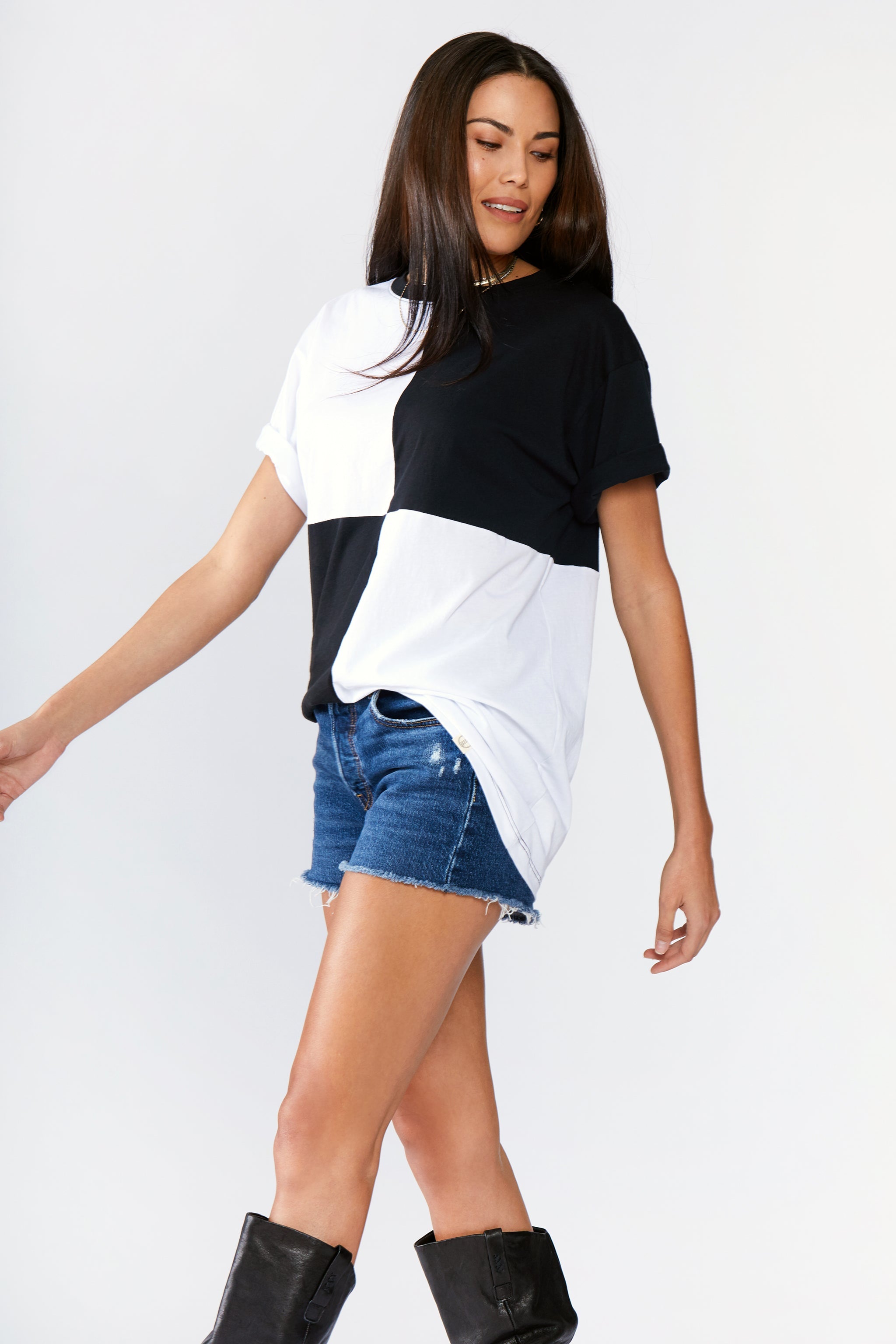 Billie Boyfriend Tee