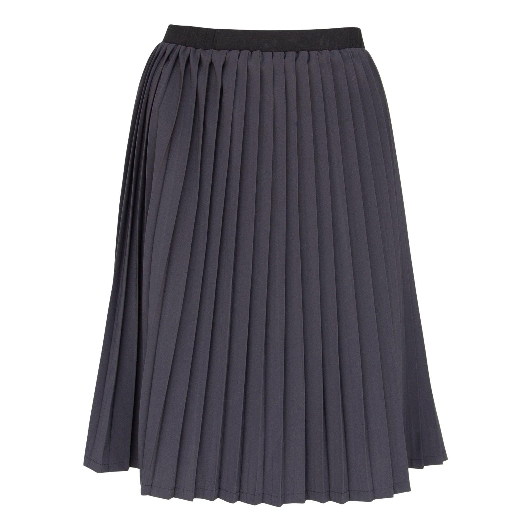 Luxe Black Pleated Skirt – Elegant Women’s Pleated Skirt