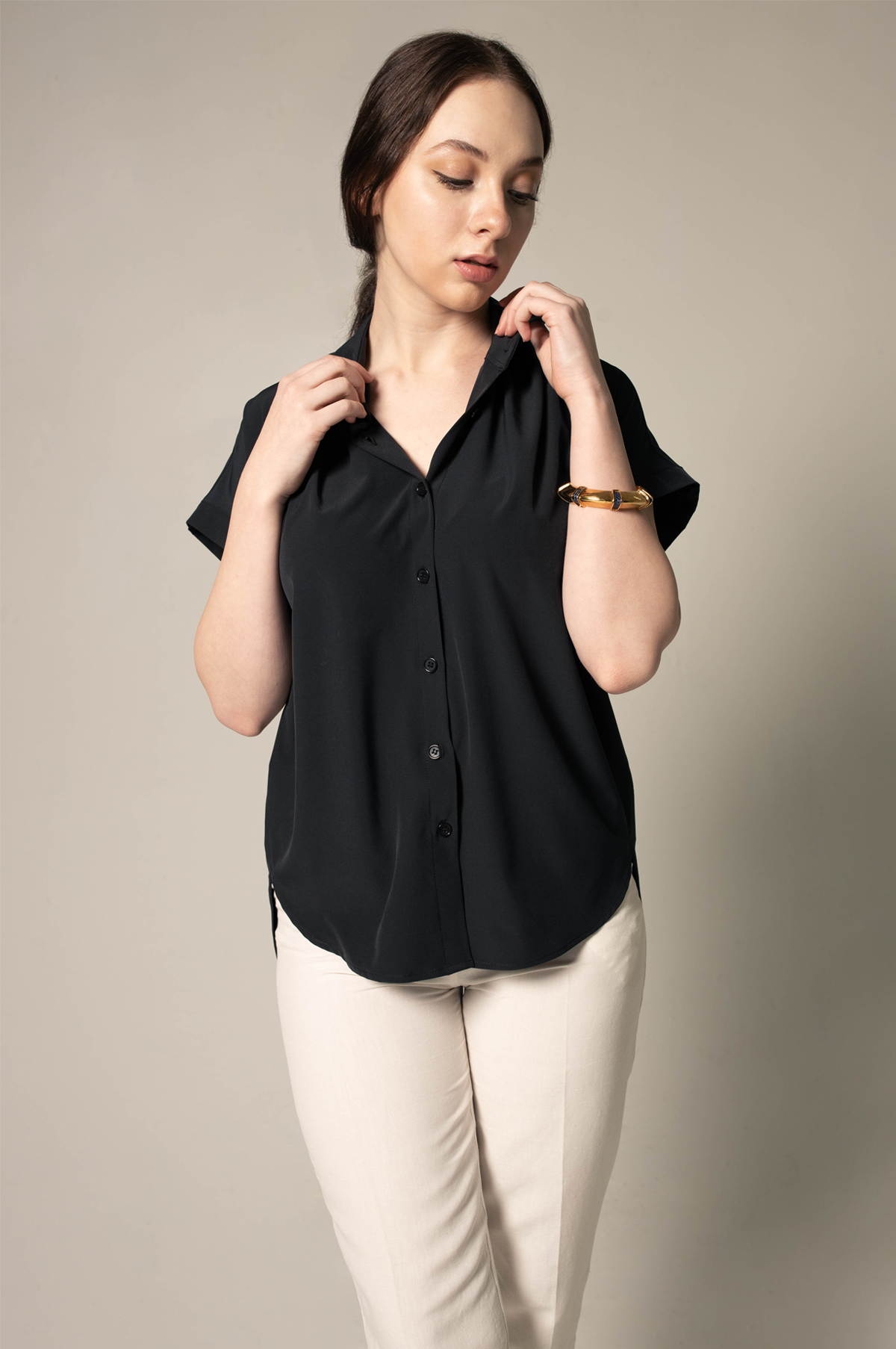 Classic Black Blouse – Elegant Women’s Top